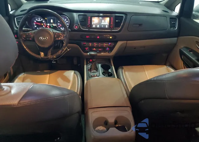 KNDMB5C16J6376343: 49631815