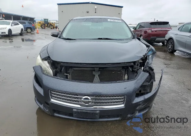 1N4AA5AP4BC826853: 47525125