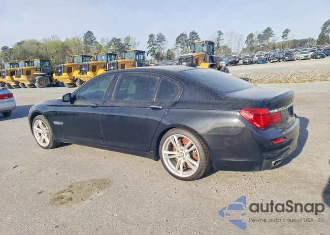 WBAYE8C59ED135016: 47323266