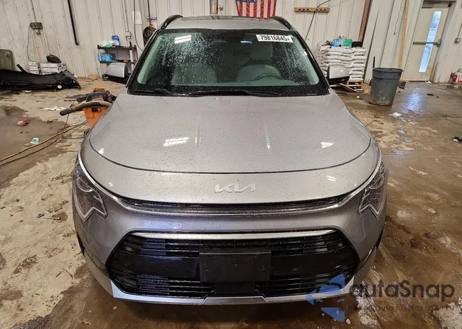 KNDCR3LE7P5078316: 79816845