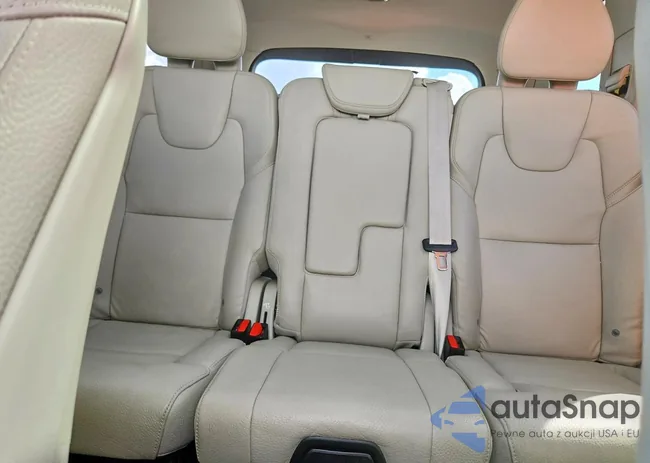 YV4A22PK8L1534909: 79371165