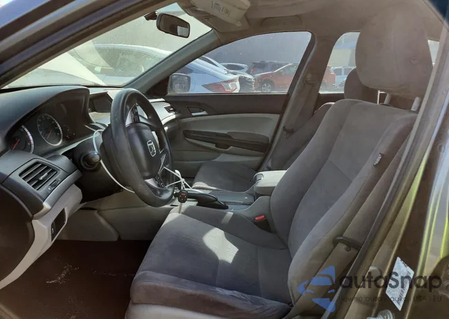 1HGCP2F48BA064591: 46822446