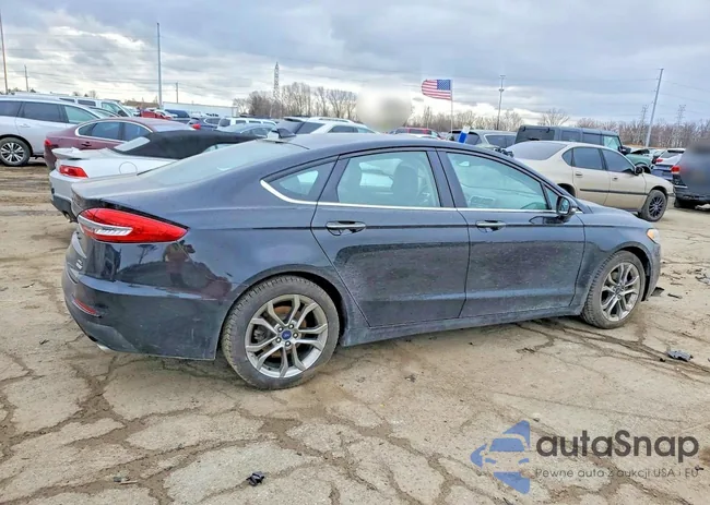 3FA6P0CD0LR103658: 45650326