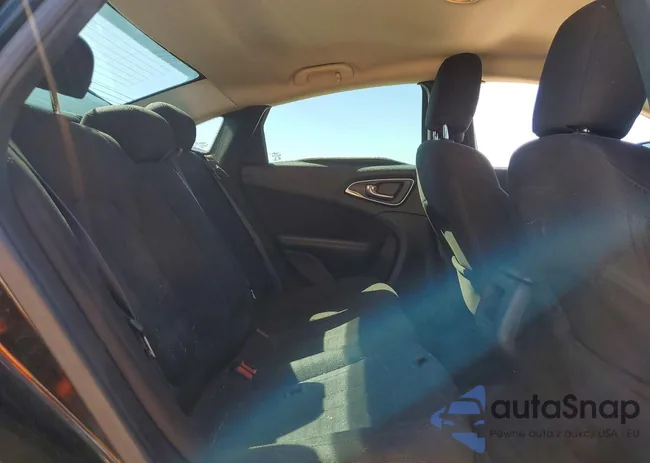 1C3CCCAB6FN503988: 42050526