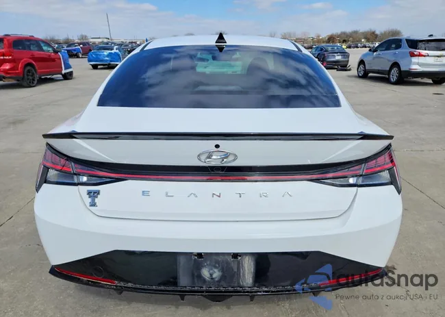 KMHLR4AF1NU231532: 79743595