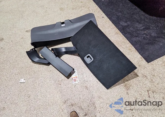 5LM5J0XC8NGL07913: 76727345