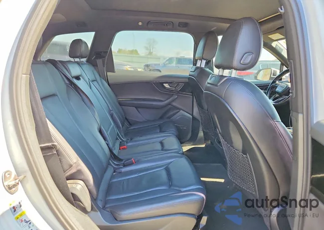 WA1LAAF75HD030632: 45674936