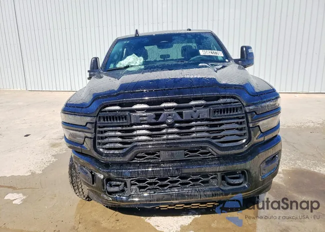 3C6UR5DJ9TG233891: 45821776