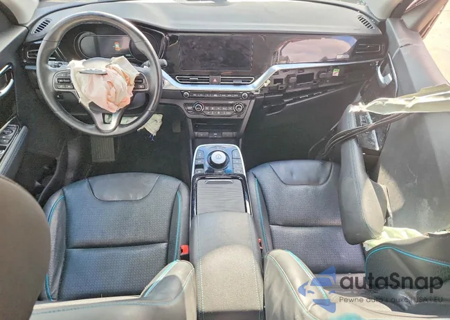 KNDCE3LGXN5130211: 79777615