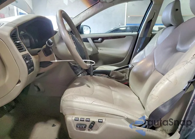 YV1SW592X72673976: 79816775