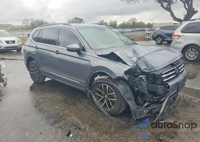 3VV3B7AX8MM005589: 79631355