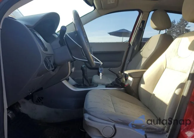 1FAHP35N28W237141: 79648925