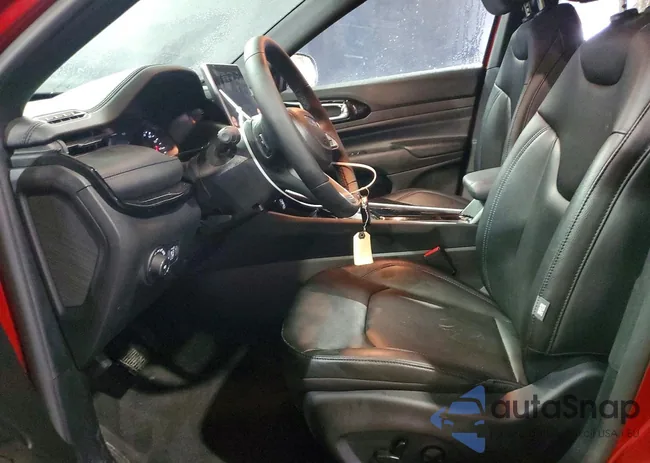 3C4NJDCN5TT184229: 41882026