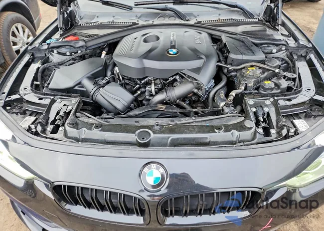 WBA8D9G3XHNU64985: 45804786