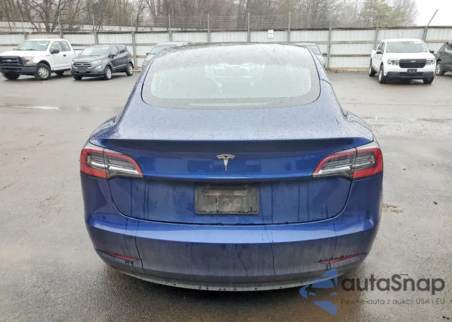 5YJ3E1EA6NF191499: 41720736