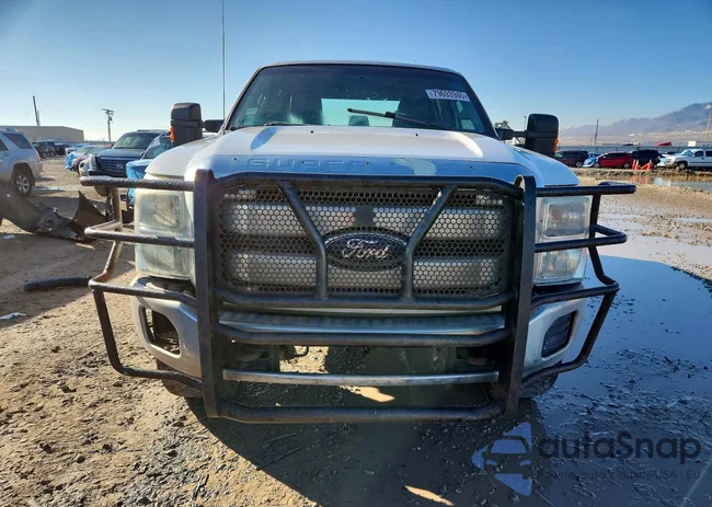 1FT8W3BT2EEA72144: 79693945