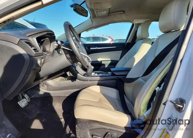 3FA6P0SU5HR209645: 79557285