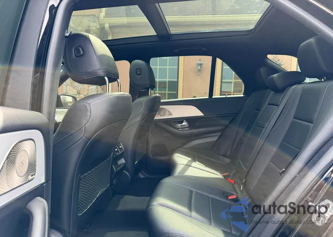 4JGFB4KB1NA638927: 46153036