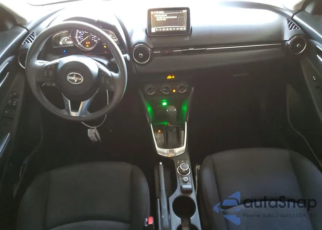 3MYDLBZV9GY144134: 41606376