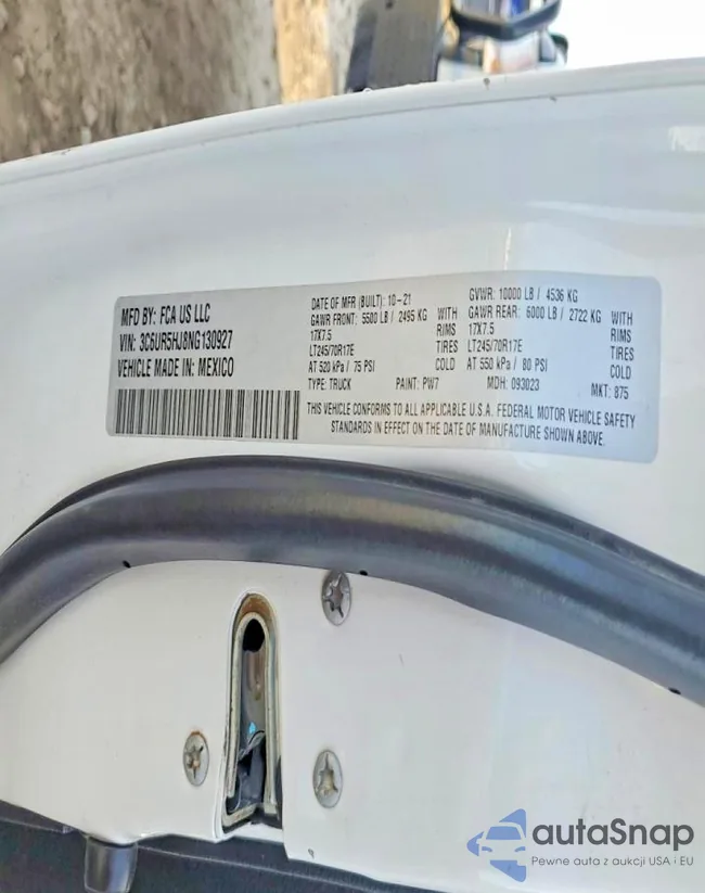 3C6UR5HJ8NG130927: 79401985