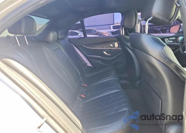 WDDZF4JB6HA038230: 42047516