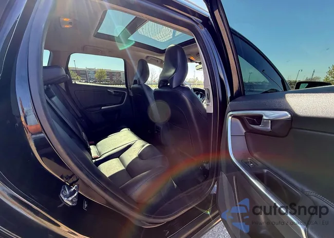 YV440MDM7F2741231: 47825636