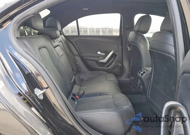 WDD3G4FB7KW020857: 41608336