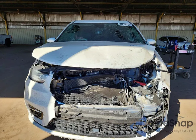 2C4RC1BG1PR575318: 41644716