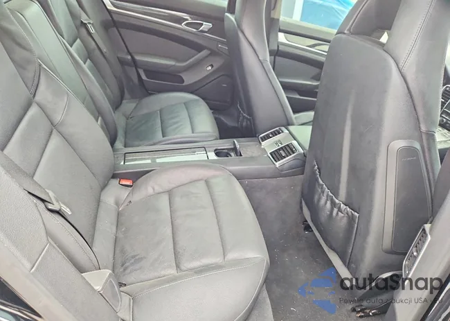 WP0AB2A76AL062105: 41982926