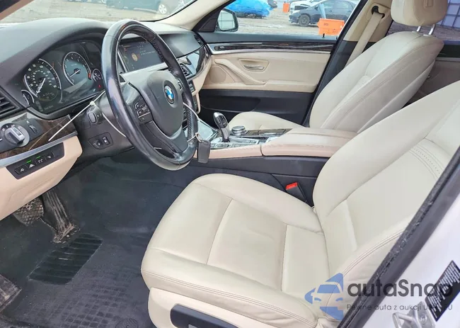 WBA5B3C53FD546718: 79300465