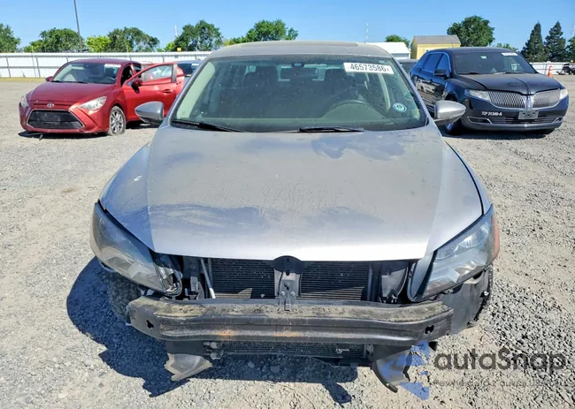 1VWBN7A3XCC017528: 46573586