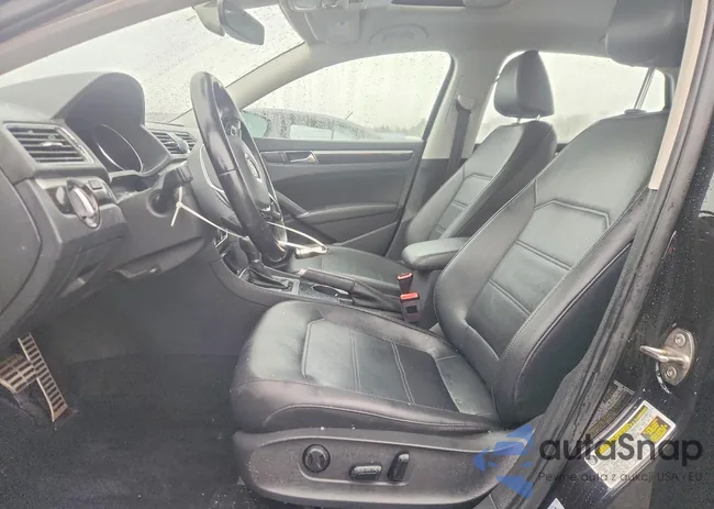 1VWMA7A33KC004350: 79893095