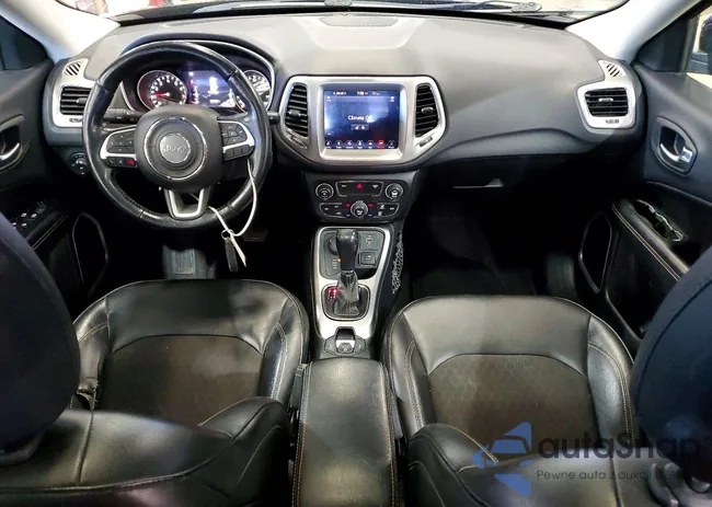 3C4NJDBB3JT175002: 41755706