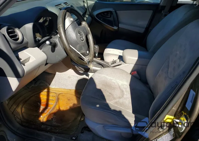 2T3BF4DV0CW198034: 41976236