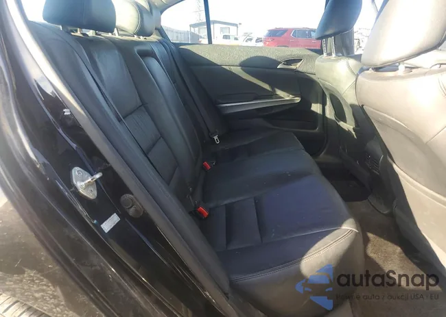 1HGCP2F83AA197941: 46195516