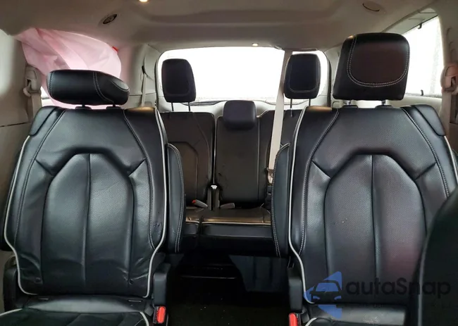 2C4RC1GGXPR566481: 79660445