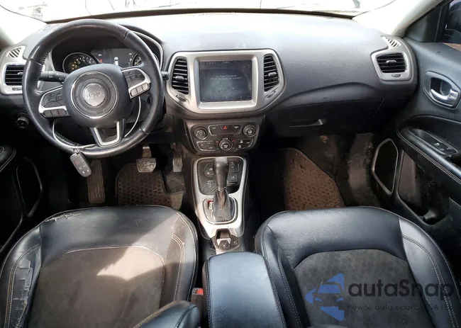 3C4NJDBB3JT134952: 41822756