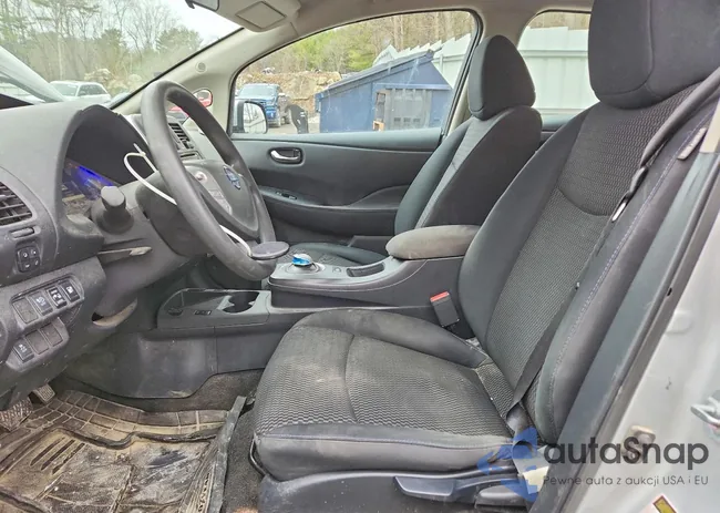 1N4BZ0CP1HC303568: 78841425