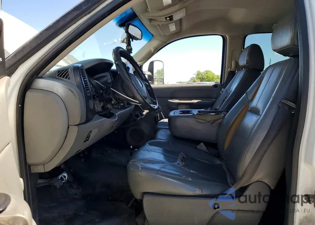 1GCHC33628F182806: 45624326