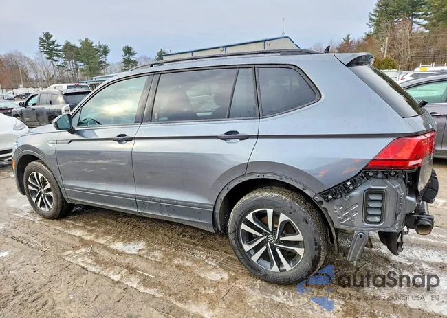 3VV1B7AX6NM137954: 79627975