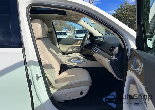 4JGFB4JB8LA212103: 41671286