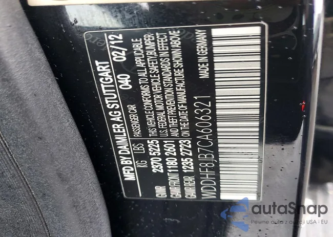 WDDHF8JB7CA606321: 42069146