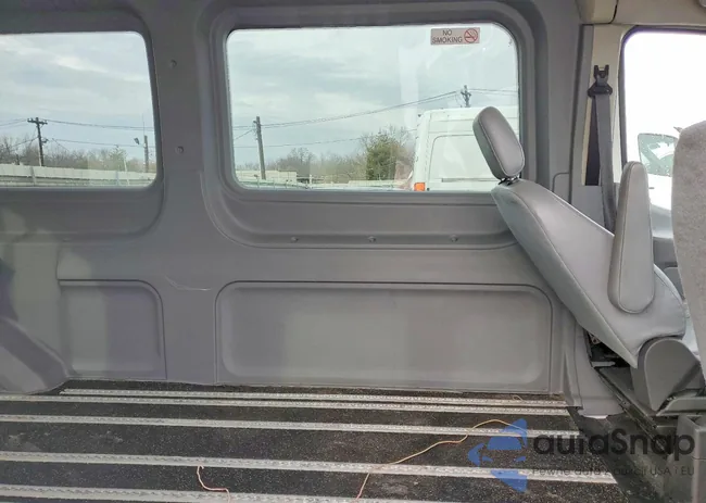 1FTYR2CM6JKA11836: 79811355