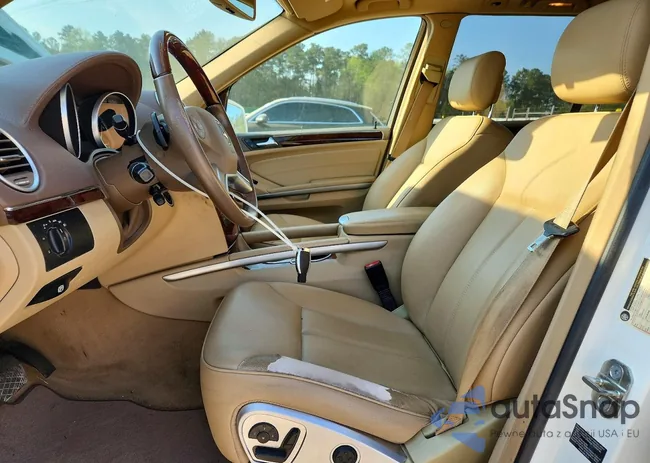 4JGBF2FE1CA775861: 46262876