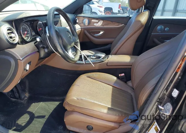 WDDZF4KB7HA045041: 41997506