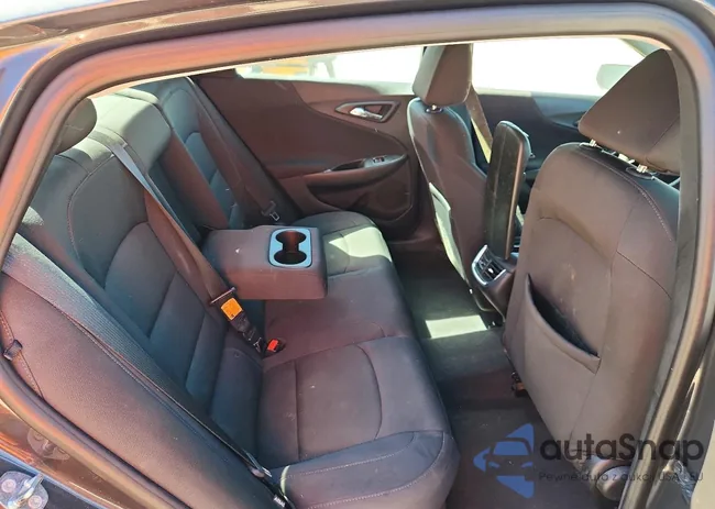 1G1ZE5STXGF303820: 47408546