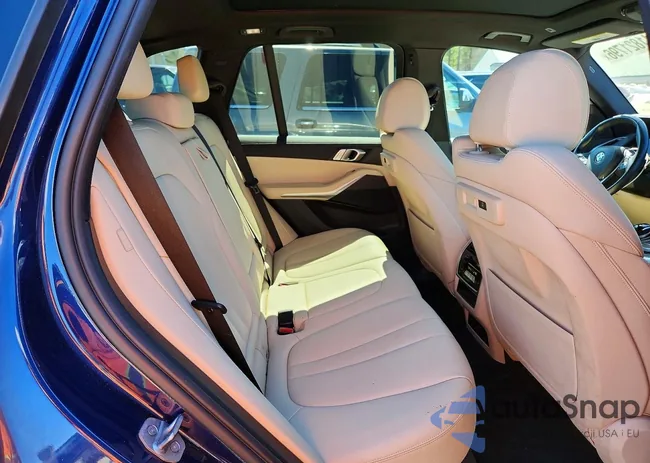 5UXCR6C04N9L92564: 41821796