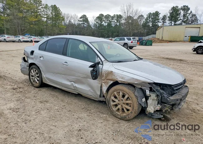 3VWD17AJ4FM240590: 79802225