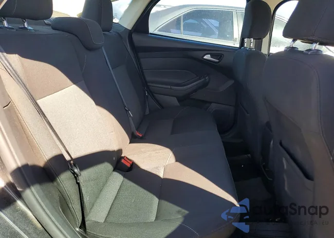 1FADP3F26FL221462: 45676756