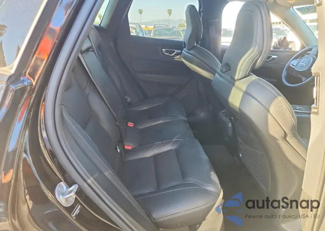 YV4M12RM9S1025330: 45673436